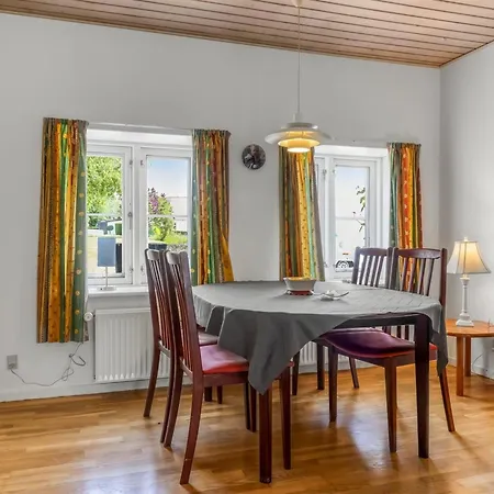 Appartement Gilbert - 500m From The Sea By Interhome *